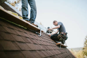 Find Local Roofers & Roofing Contractors in Almont Township, MI